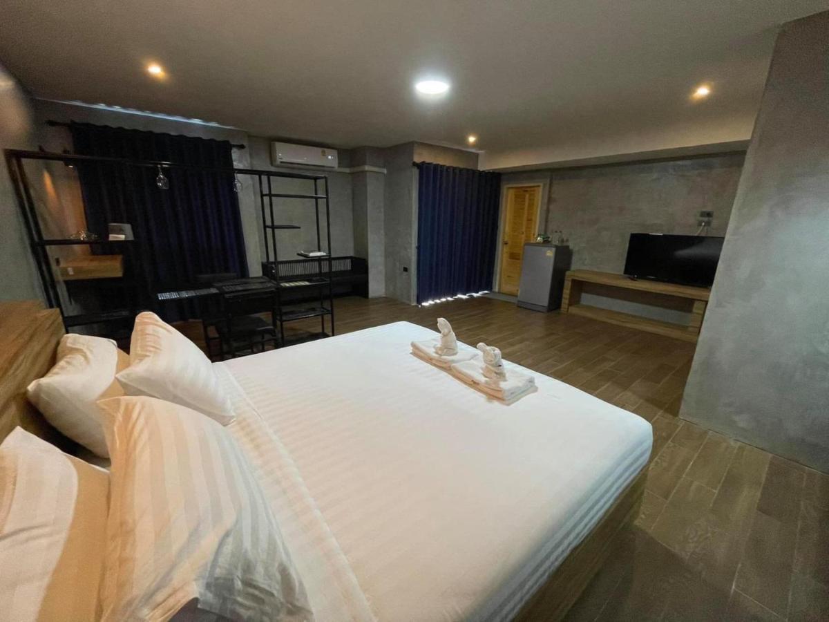 Rabbit Hotel Phimai Exteriér fotografie
